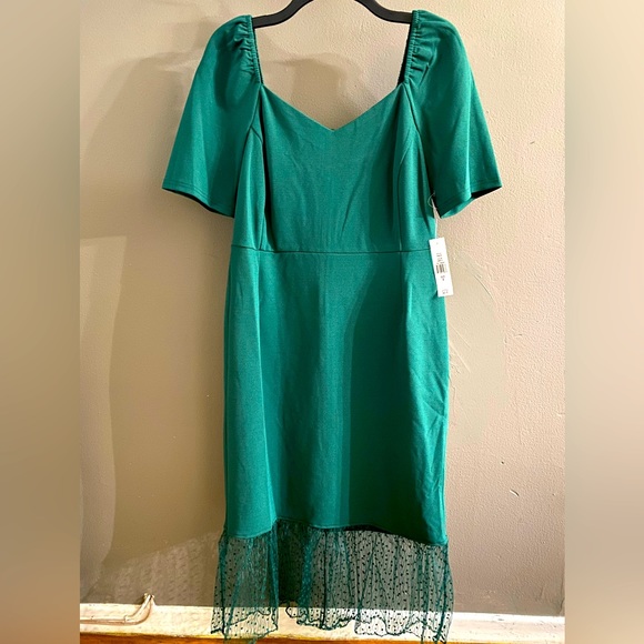 Glamour Dresses & Skirts - GLAMOUR DRESS